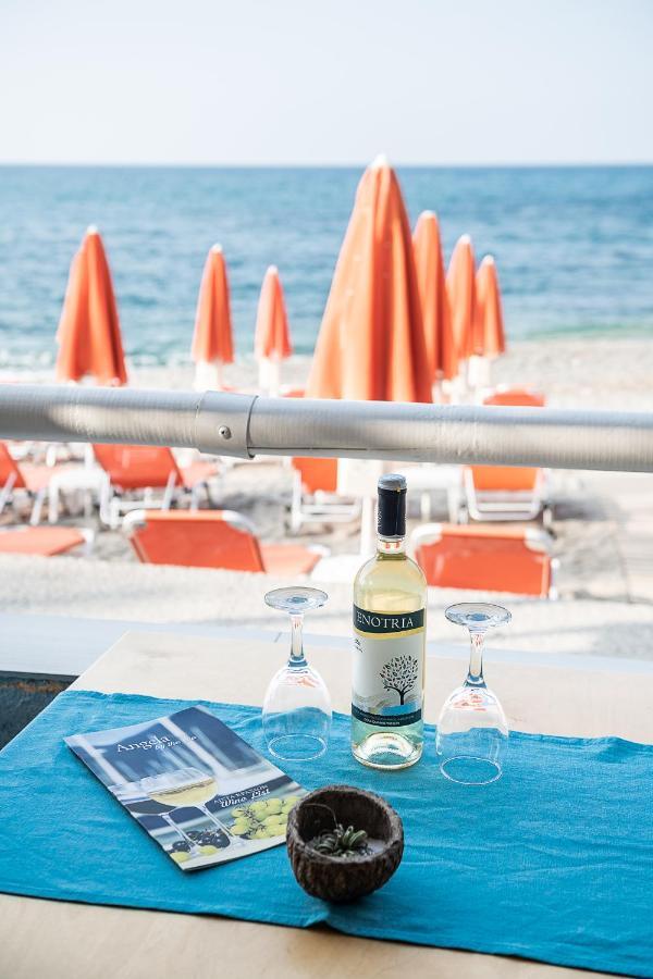 Angela Beach Aparthotel Platanés Buitenkant foto