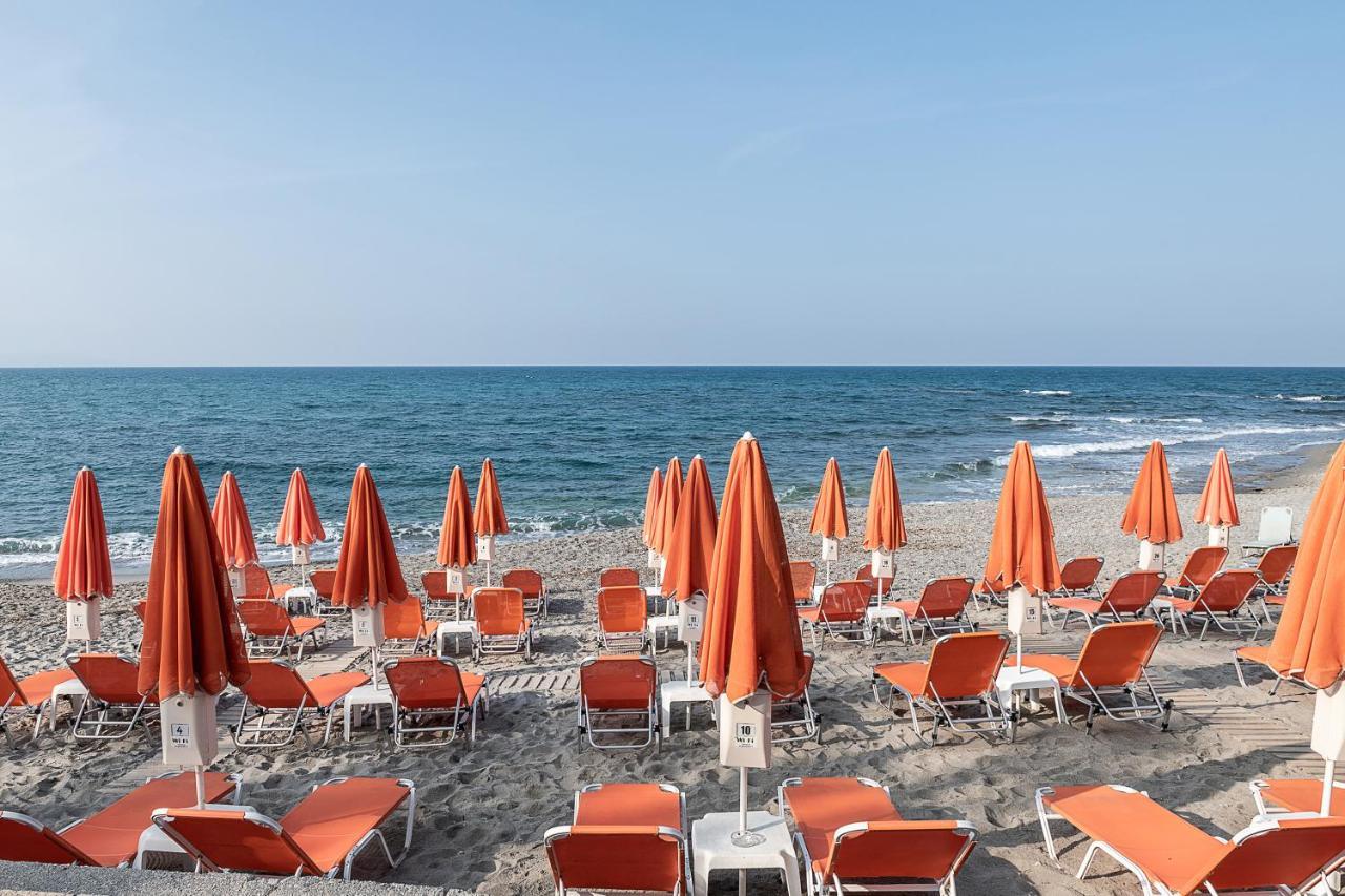 Angela Beach Aparthotel Platanés Buitenkant foto
