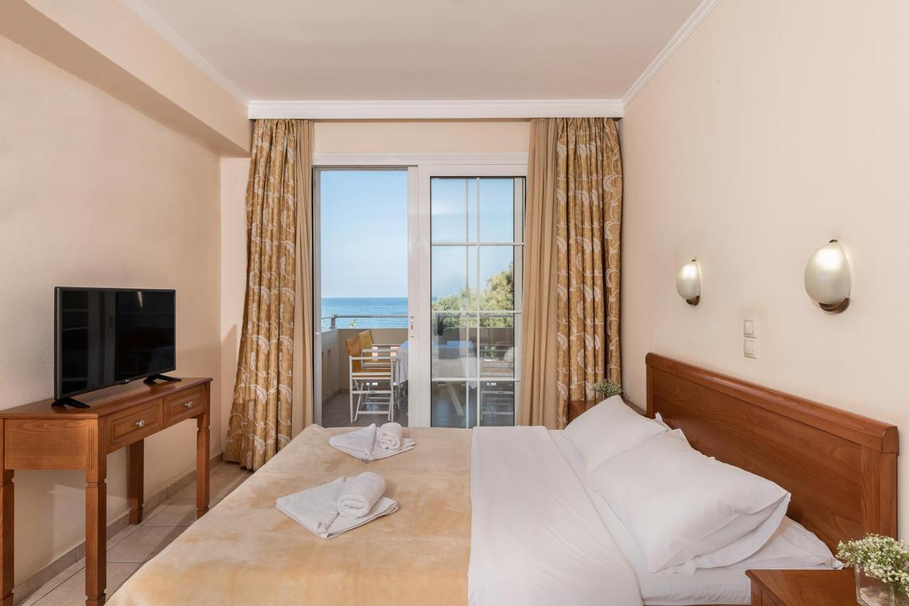 Angela Beach Aparthotel Platanés Buitenkant foto