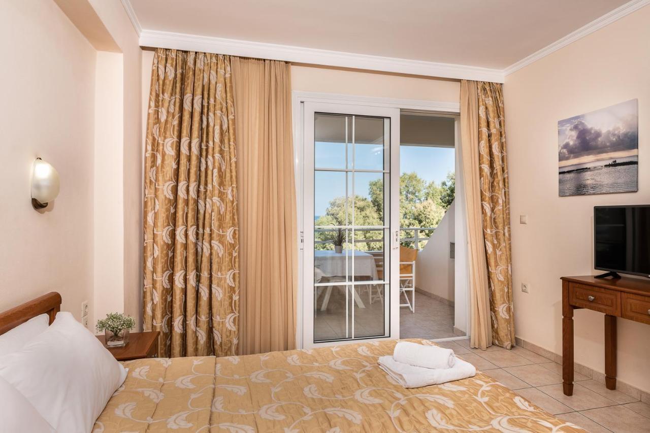 Angela Beach Aparthotel Platanés Buitenkant foto