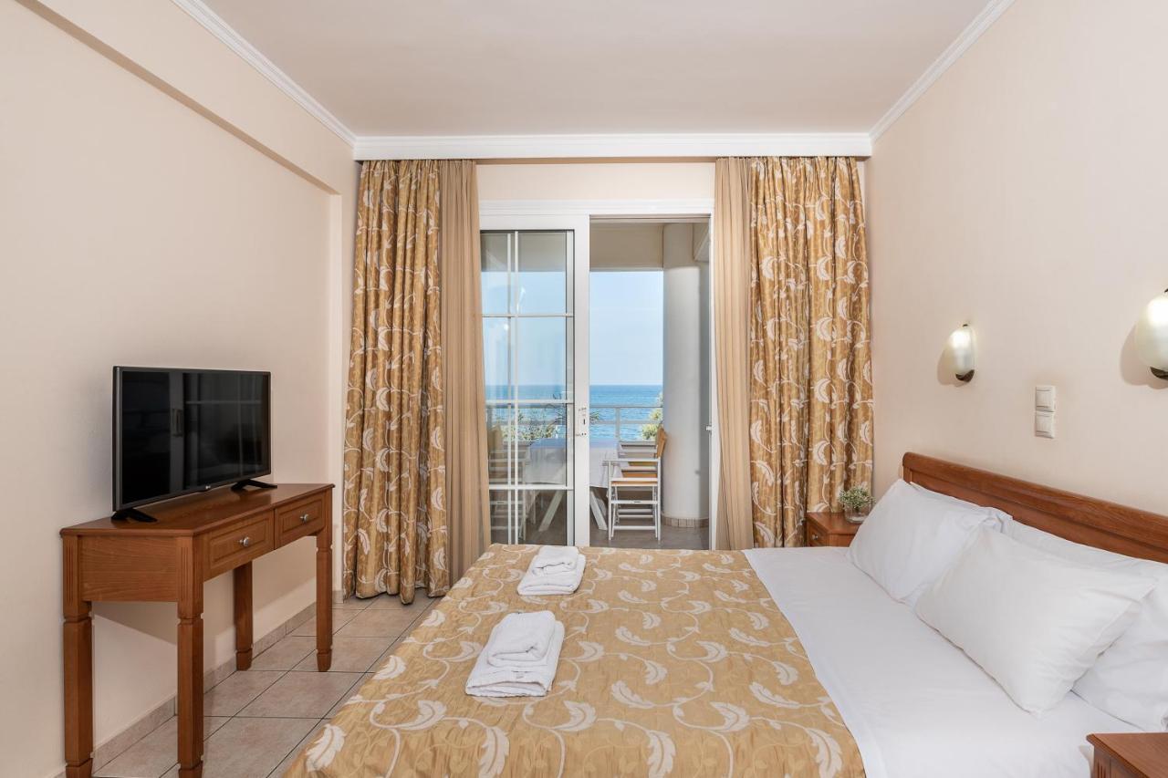 Angela Beach Aparthotel Platanés Buitenkant foto