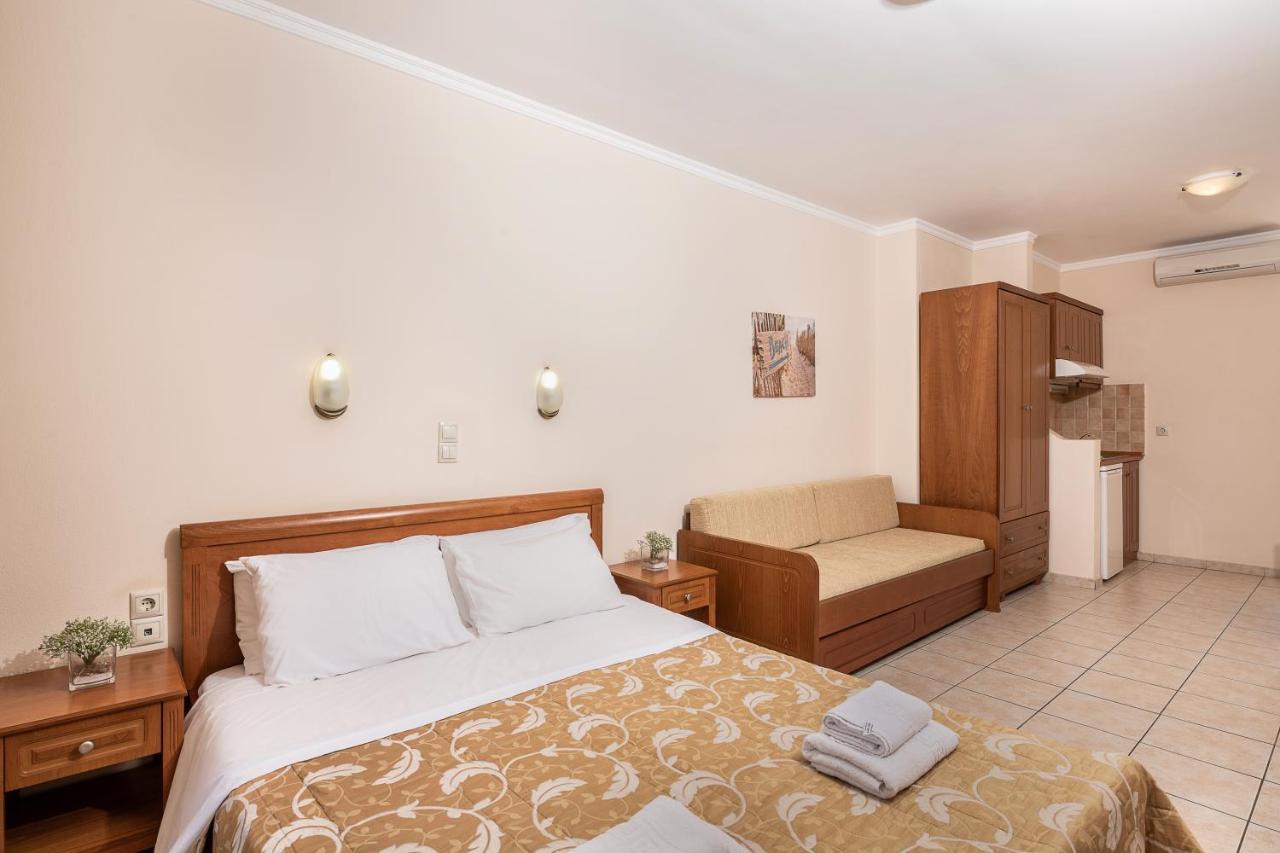 Angela Beach Aparthotel Platanés Buitenkant foto