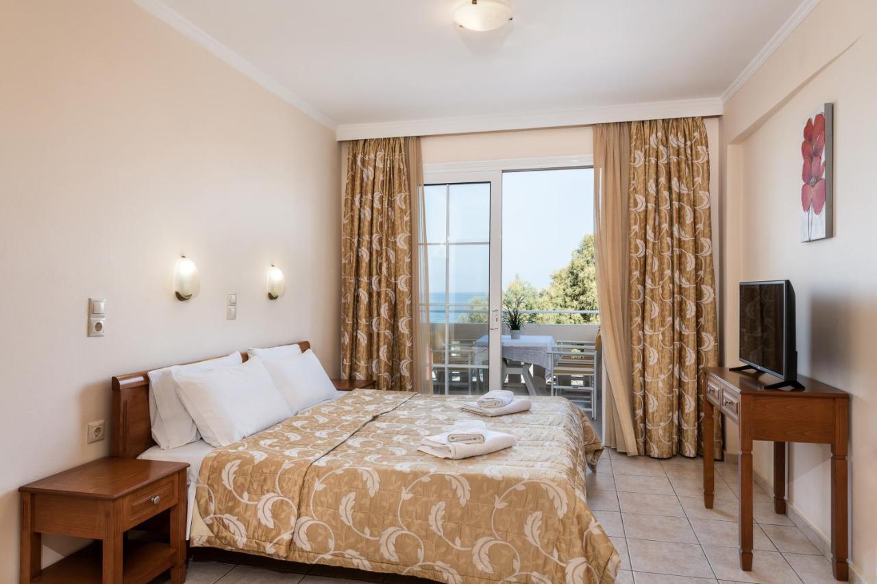 Angela Beach Aparthotel Platanés Buitenkant foto